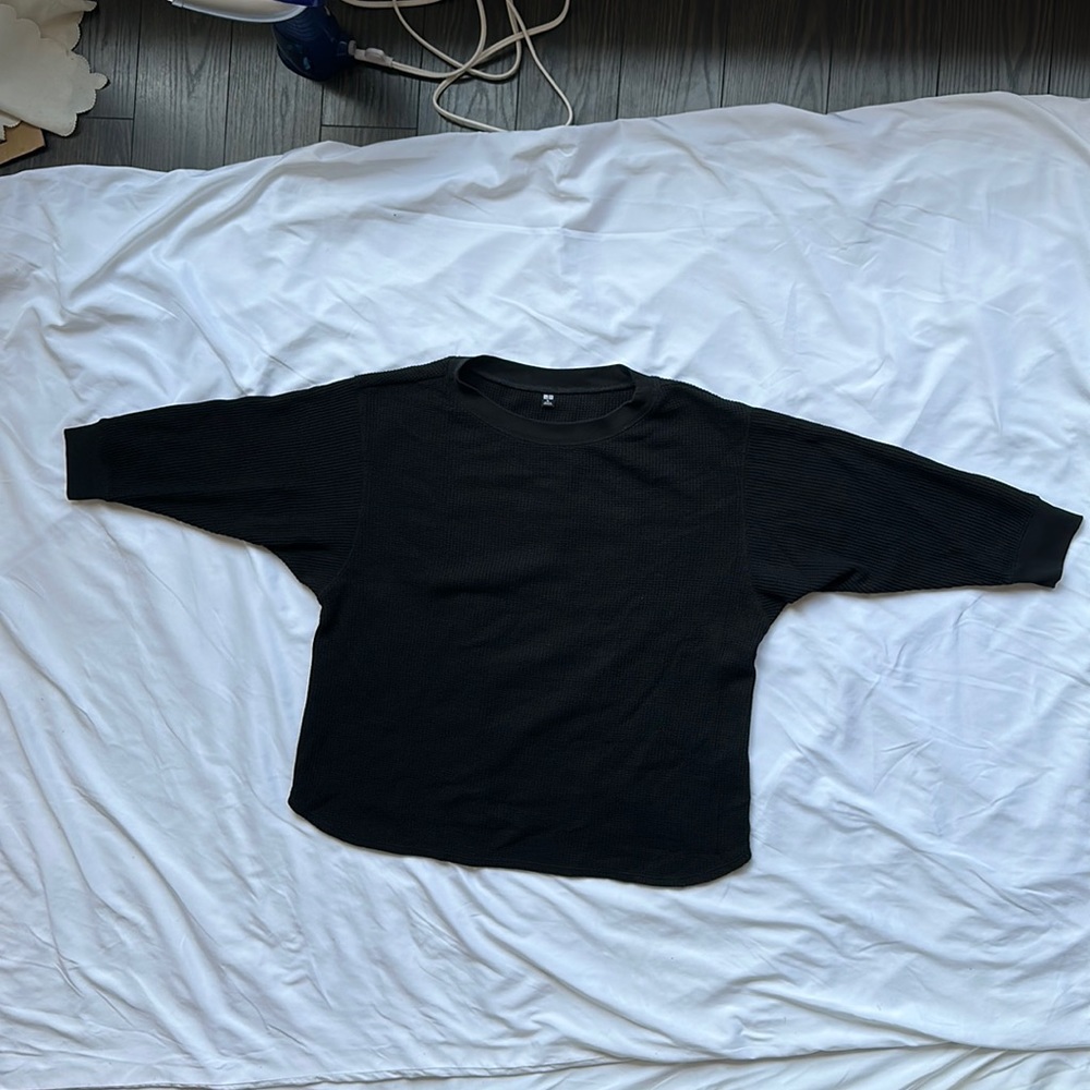 Black Uniqlo waffle shirt - XL